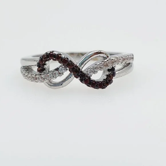 🍁 925 Silver Plated Exquisite Eternity Black White CZ Ring, GPMB1463-7 - Picture 7 of 7